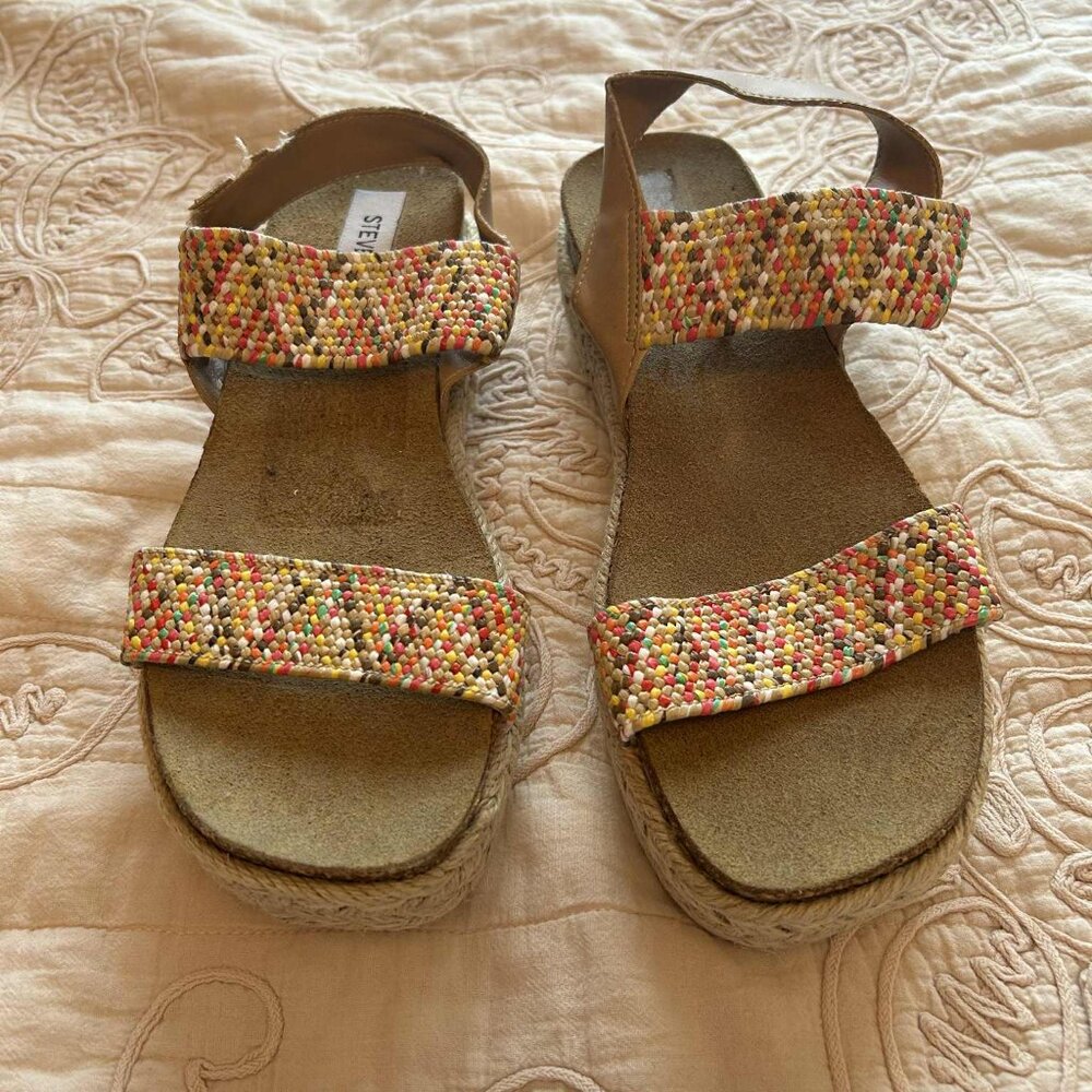 NWOB Steve Madden multicolored sandals